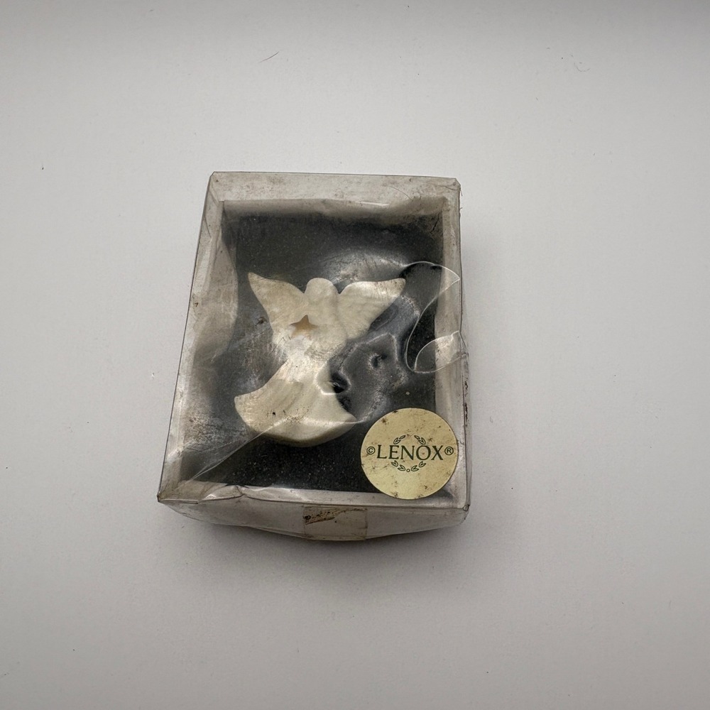 Lenox Ivory China Angel Brooch Pin‎ Gold Star Christmas Holiday Jewelry Vintage - Picture 6 of 6